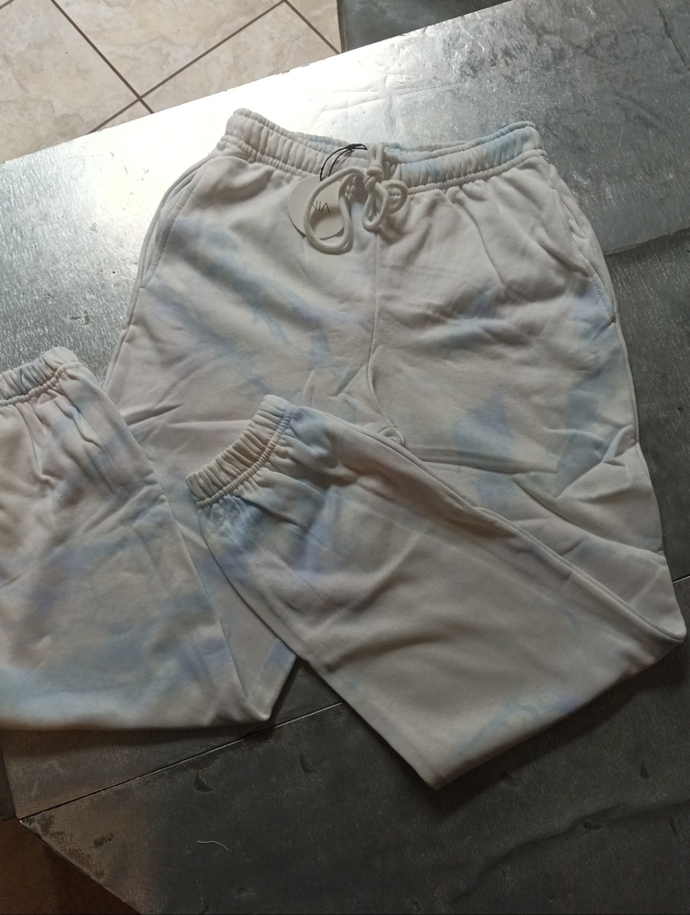 NIA NWT Woman's Joggers 100% Cotton Cloud Tye Dye Size Xs